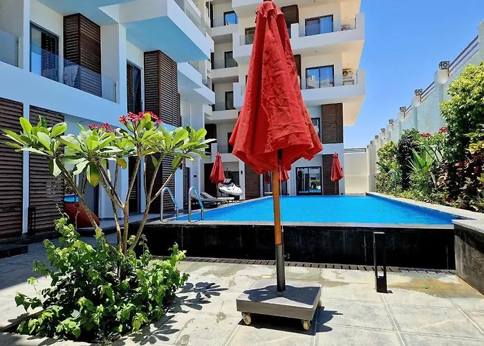 3br 2ba Retreat With Four Pools Gym And Onsite Dining Close To El Gouna