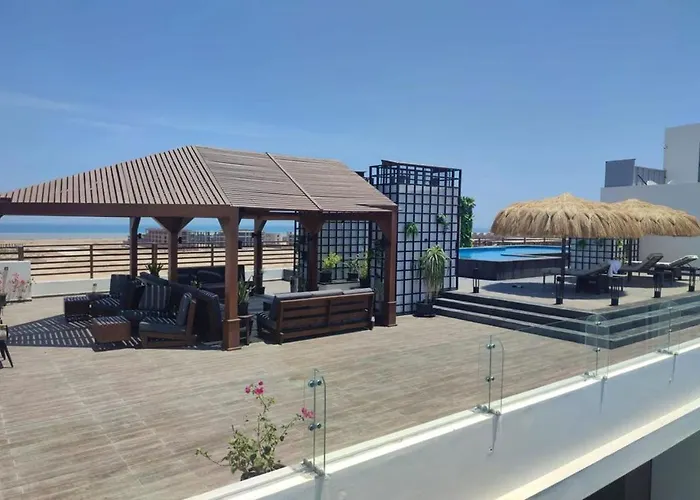 3br 2ba Retreat With Four Pools Gym And Onsite Dining Close To El Gouna *