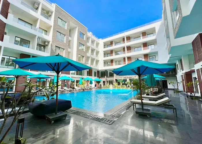 3br 2ba Retreat With Four Pools Gym And Onsite Dining Close To El Gouna *